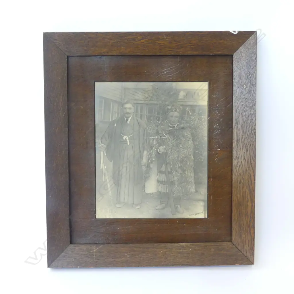 G 2 MEN. 1 JAPANESE 1 MVINTAGE OAK FRAMED B/W PHOTO DEPICTINAORI in traditional dress 'T. W. RATANA WHANGANUI' 290x240mm Image 1++