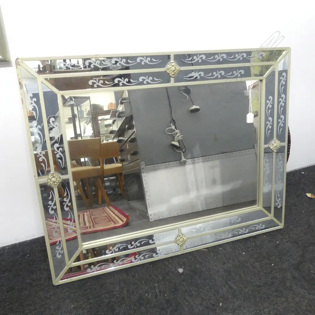 LG MODERN MIRROR 720x920mm Image 1++