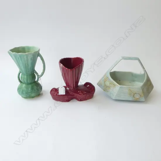 BESWICK CHINA BASKET DIA240MM JUG H200 & RED BIRD VASE H150MM