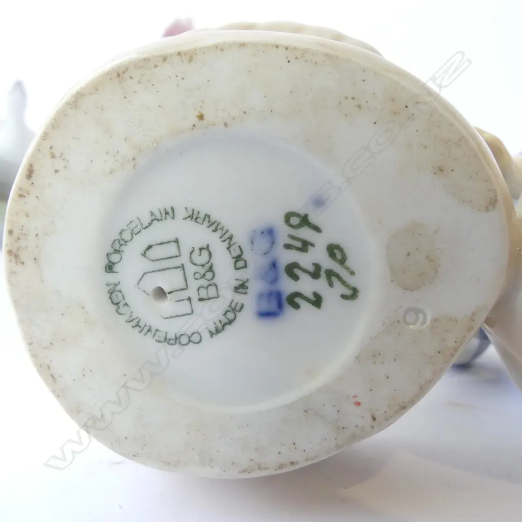 2 ROYAL COPENHAGEN  H.200mm + ROYAL DOULTON FIGURES Image 1++