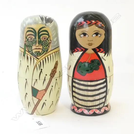 2 CAROLINE MITCHELL STACKING DOLLS, WAHINE H.145mm & MAN