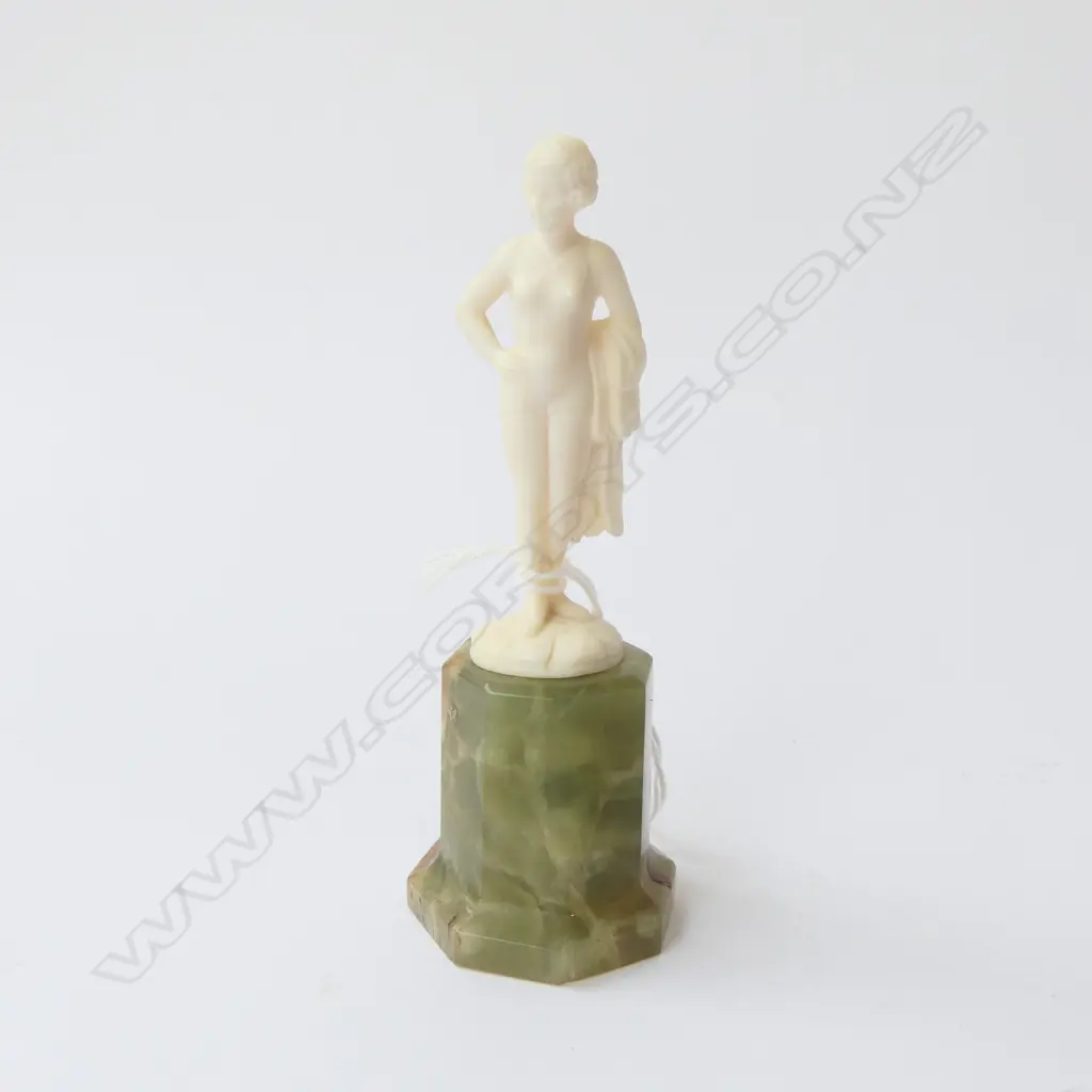 CONT IVORY FIGURE LADY BATHER   ON ONYX BASE H100MM Image 1++