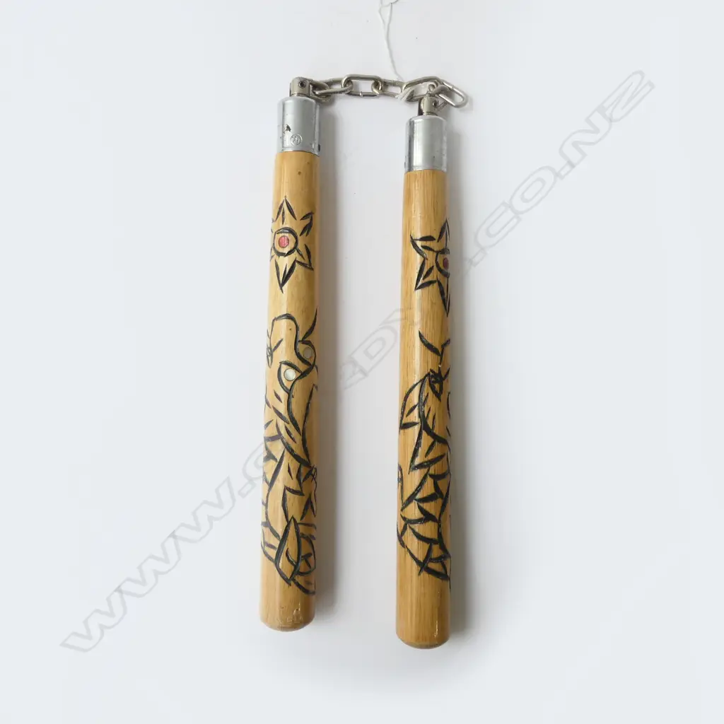 PR OF WOODEN NUNCHUCKS Image 1++