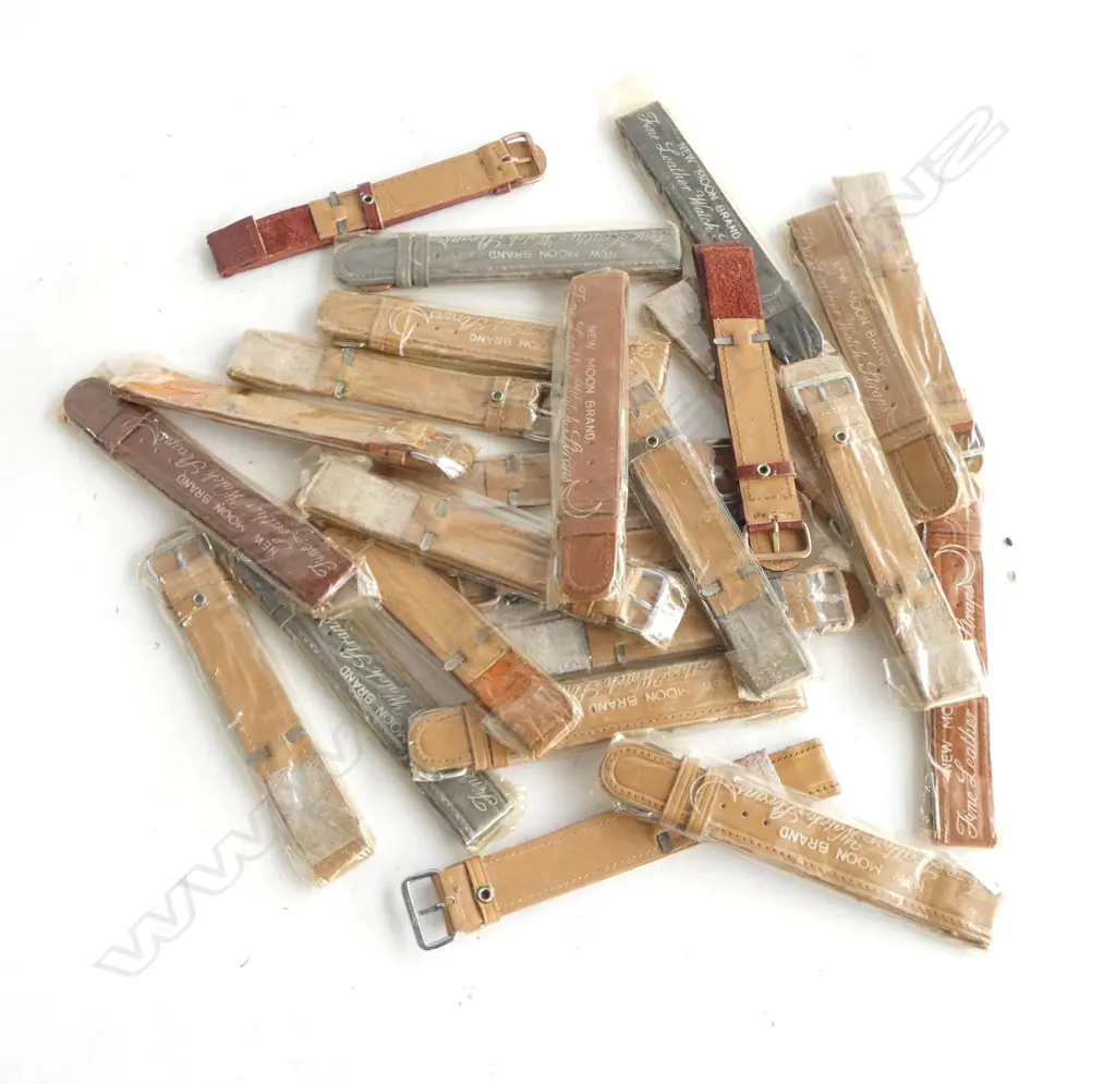 BAG AS NEW OLD STOCK LEATHER WATCH STRAPS Image 1++