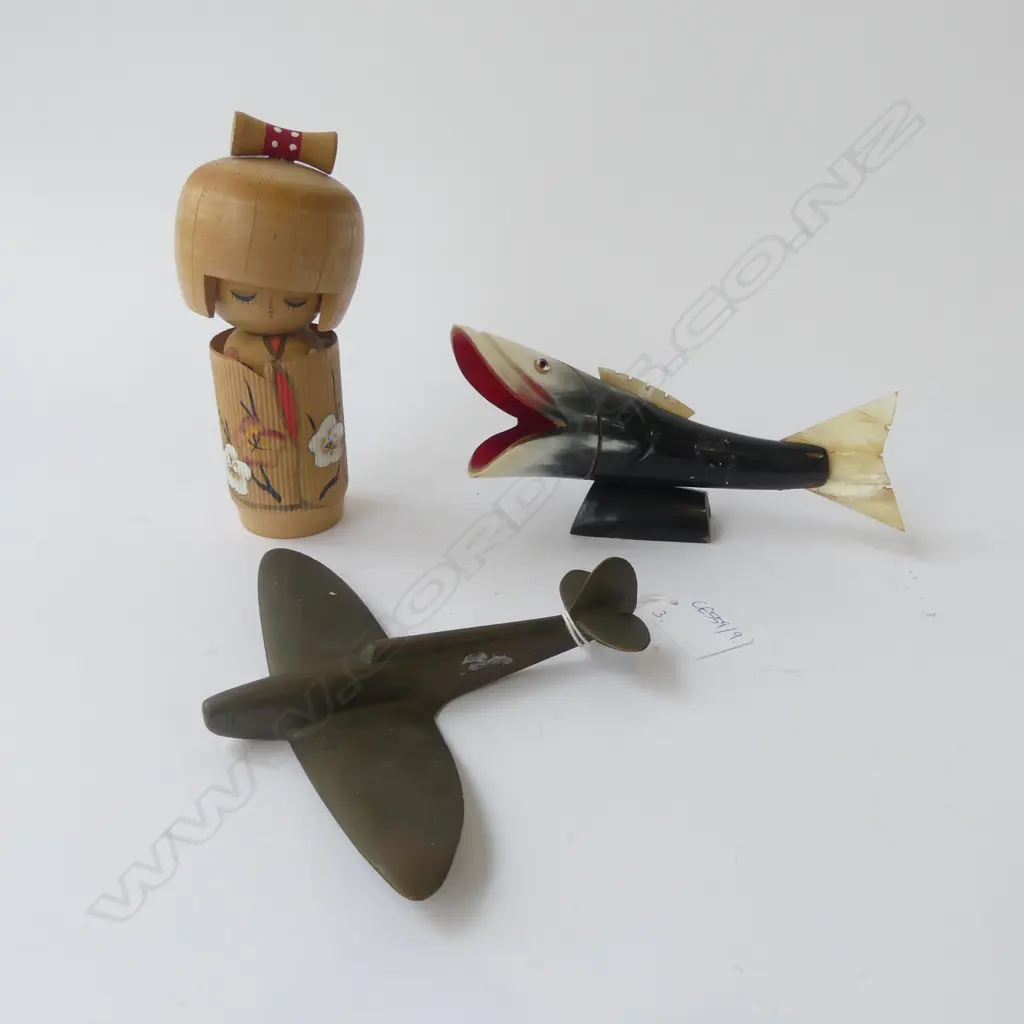 KOKESHI DOLL H.160mm, BRASS PLANE, HORN FISH Image 1++