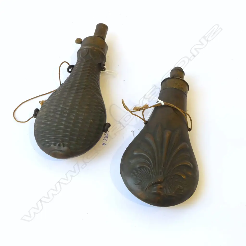 2 ANTIQUE COPPER SHOT FLASKS: 1 W WOVEN TYPE FINISH OTHER W BIRD part top fitting absent Image 1++