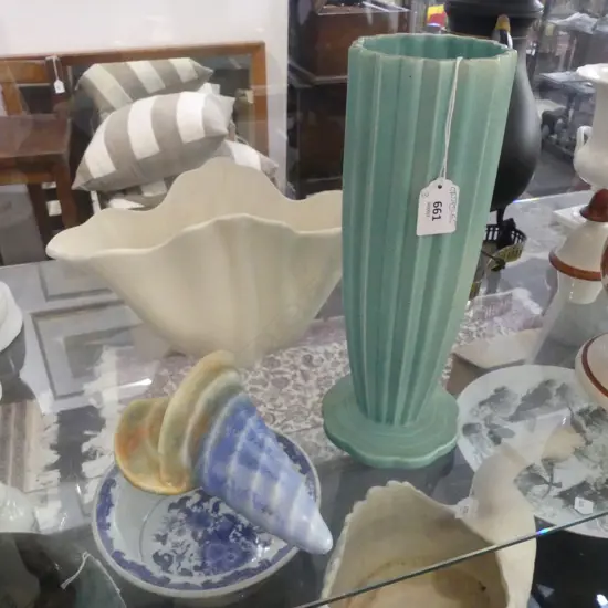 3 BESWICK VASES H.295mm