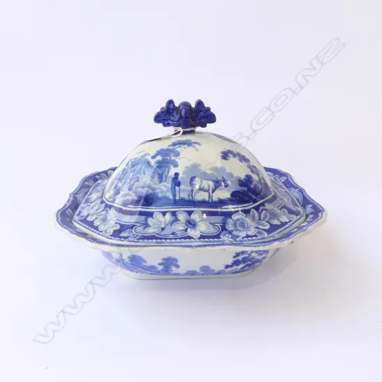 19thC B/W TUREEN; FARMYARD SCENE, SMALL CHIP TO LID, W.260mm