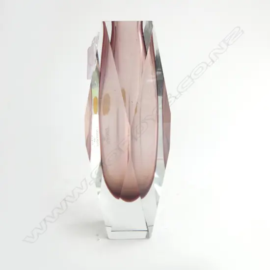 MURANO ART GLASS FACETTED VASE MAROON IN CLEAR H.208mm labelled