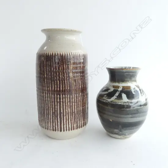ADRIAN BEVIS STUDIO POTTERY VASE + OTHER tallest 285mm