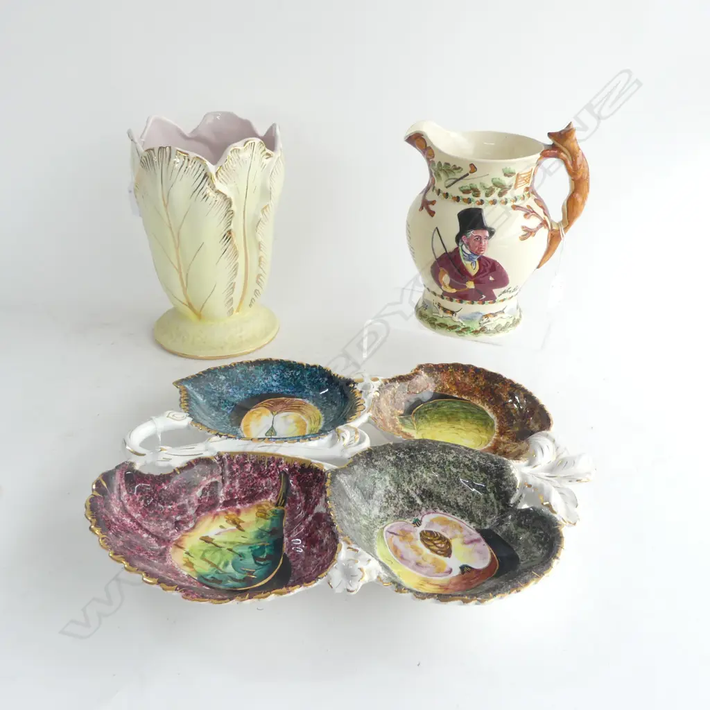 2 VINTAGE ITALIAN CERAMICS; NUT/SWEET DISH & FLORENTINA WARE VASE & CROWN DEV. 'JOHN PEEL' MUSICAL JUG, H.200mm, working Image 1++