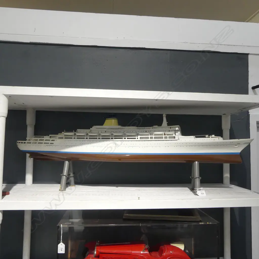 MODEL OCEAN LINER SS GUGLIELMO MARCONI L.1050mm some losses Image 1++
