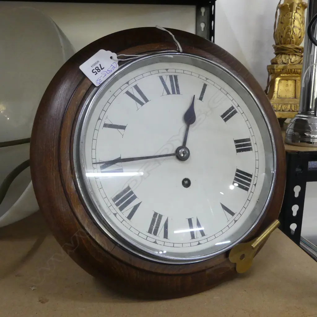 OAK WALL CLOCK H.290mm w. KEY Image 1++