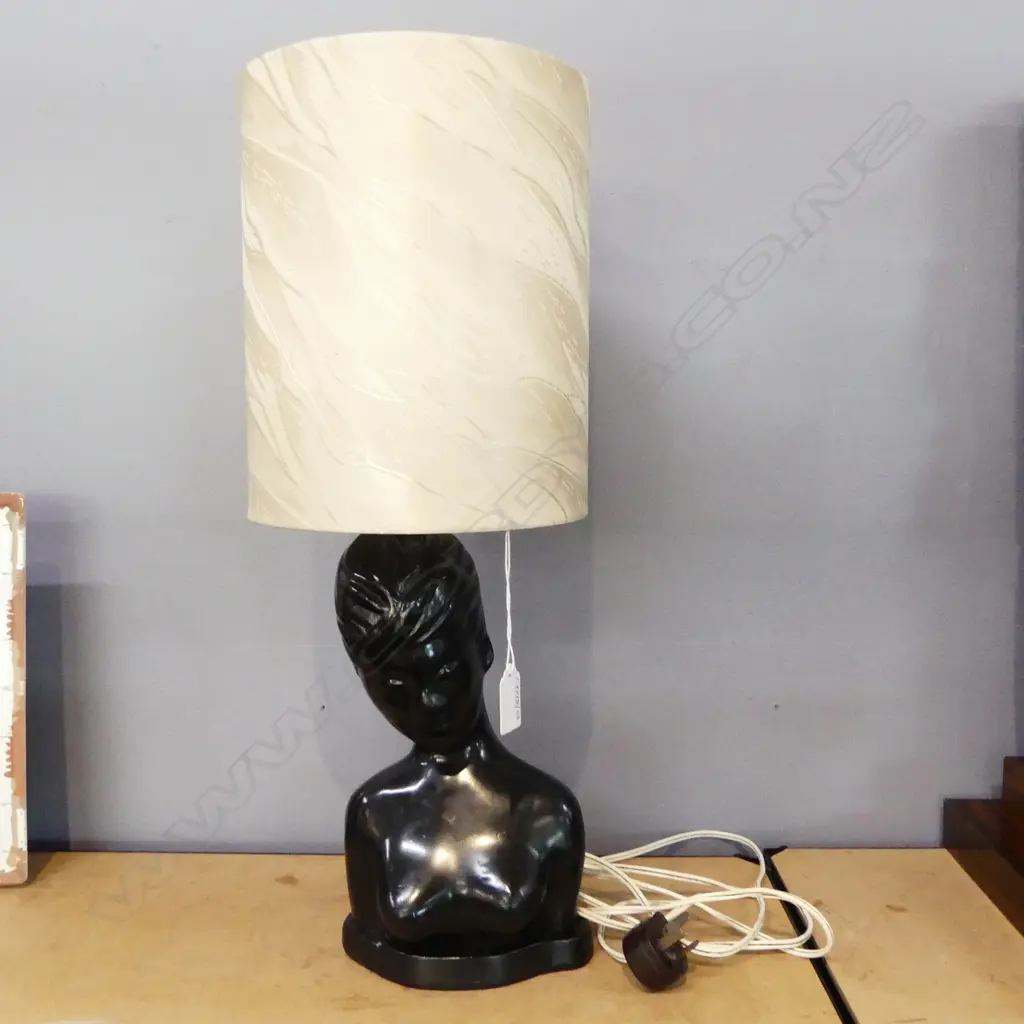 RETRO BLACK LADY LAMP H.540mm Image 1++
