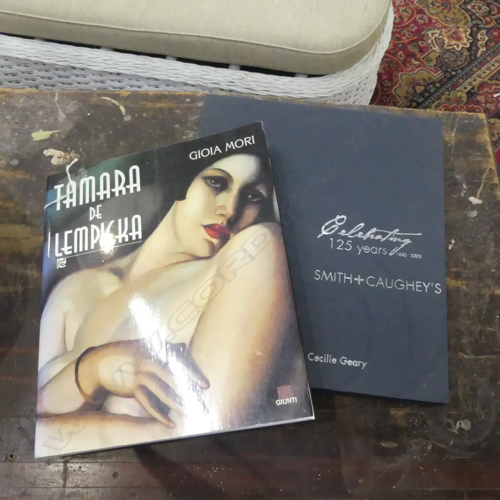 TAMARA DE LEMPICKA by GIOIA MORI & SMITH + CAUGHEY'S 125 YEARS BOOK IN SLEEVE Image 1++