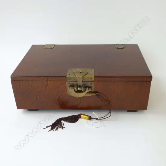 ORIENTAL WOODEN BOX 365x230x110mm