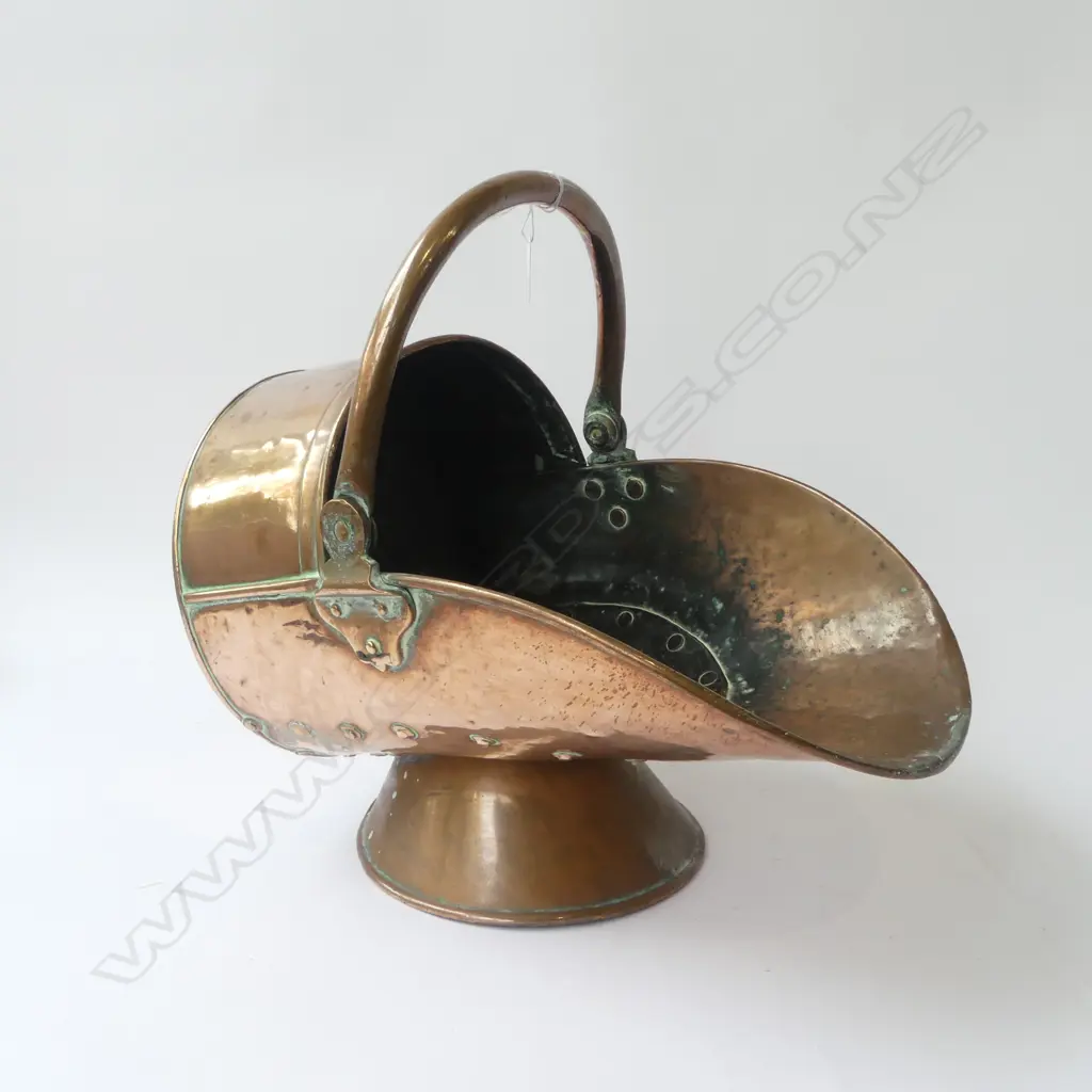 ANTIQUE COPPER COAL SKUTTLE H.320mm Image 1++