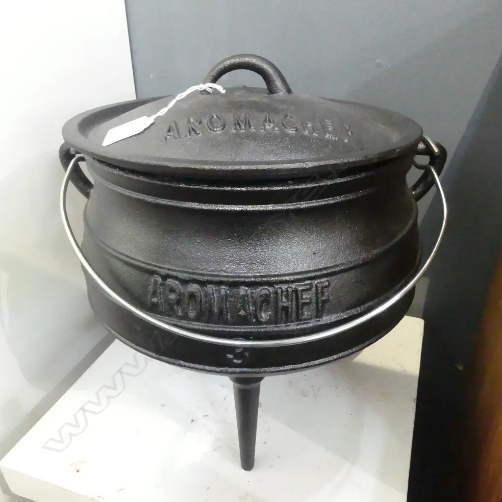 CAST IRON 'AROMACHEF' CAULDRON H.300mm Image 1++
