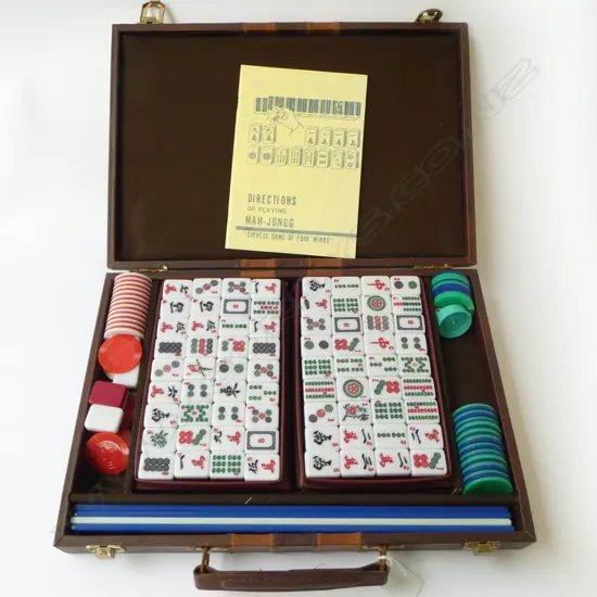 CASED PART MAHJONG SET