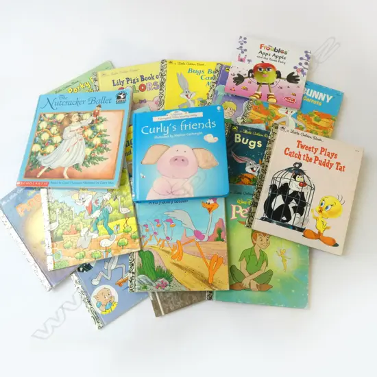COLLECTION OF CHILDRENS BOOKS (20)