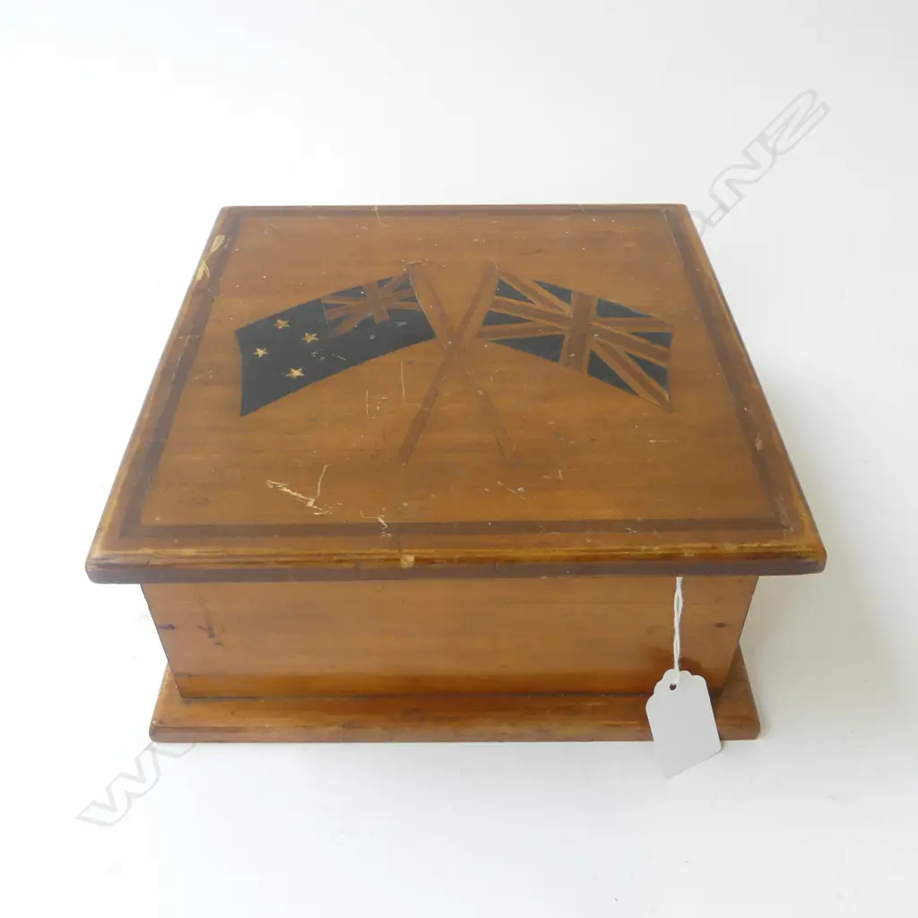 early 20thC BRASS CASED GIMBALLED SHIP'S COMPASS in kauri box the lid inlaid w 2 flags NZ & GB 210 x 210 x 100mm Image 1++