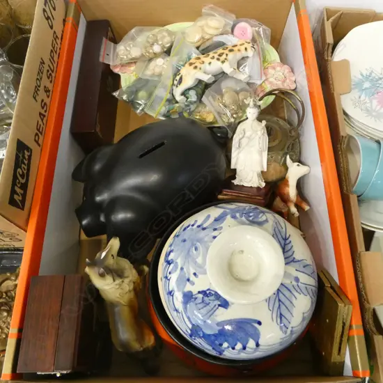 CARLTONWARE BOWL 220mm dia, PIGGY BANK, BUTTONS ETC