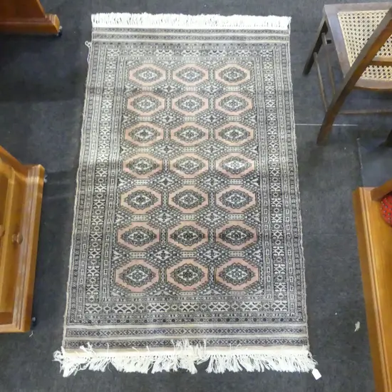 HAND KNOTTED ALL WOOL RUG