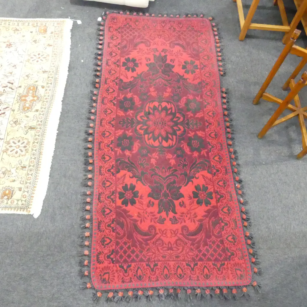 MACHINED RED RUG Image 1++
