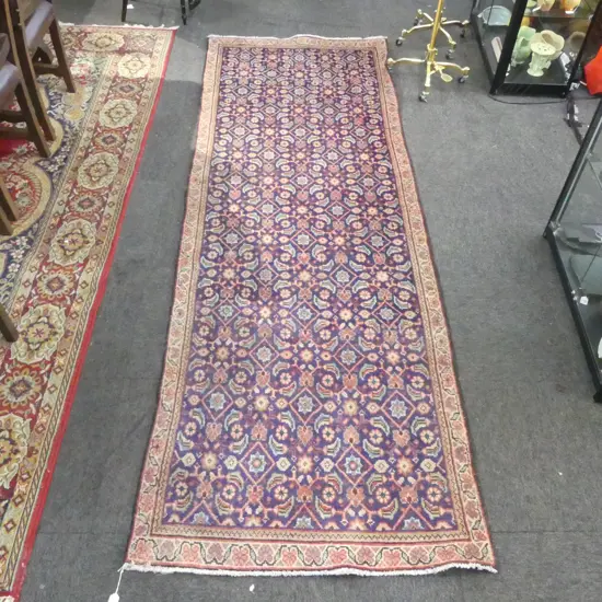 WOOL PILE HAND KNOTTED RUG 
