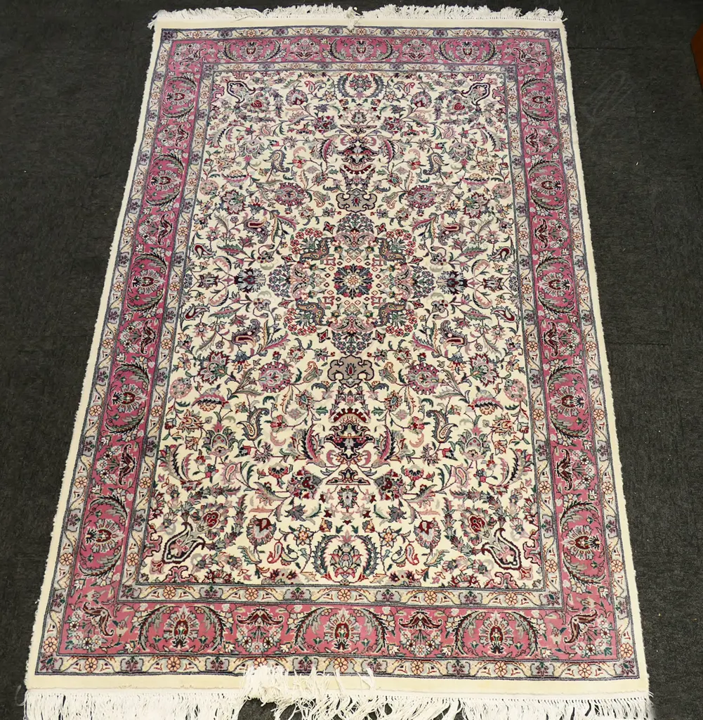 HAND KNOTTED ALL WOOL RUG 1900 X 1250 MM Image 1++