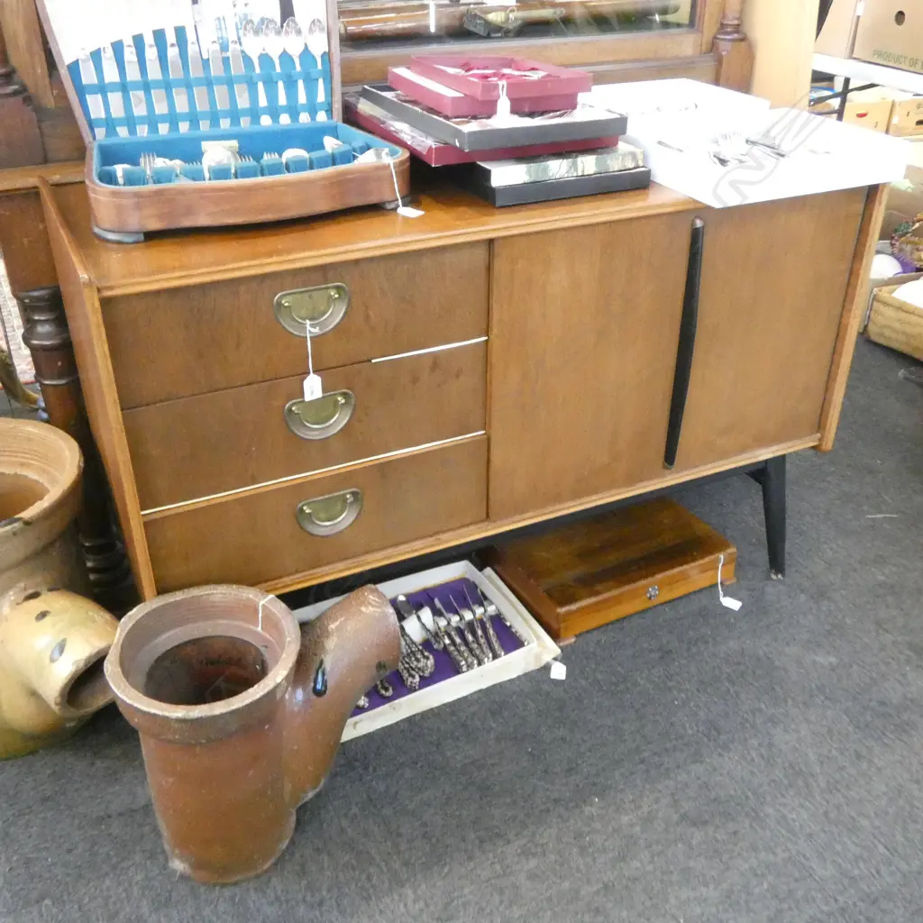 RETRO ENGLISH SIDEBOARD 1220x460x820mm 'PLANNED FURNITURE STYLES & MEALING LTD HIGH WYCOMBE' Image 1++