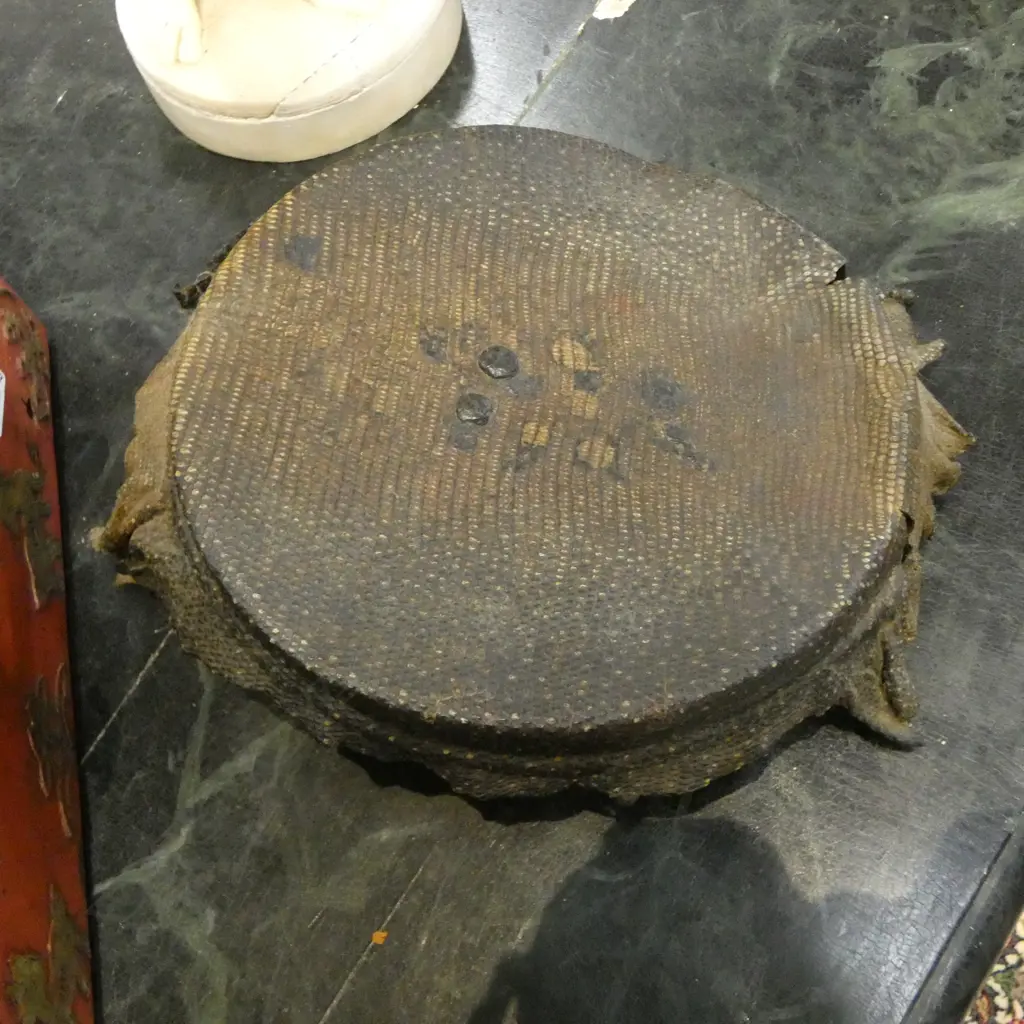 TRIBAL DRUM H.780mm w. reptile skin  Image 1++
