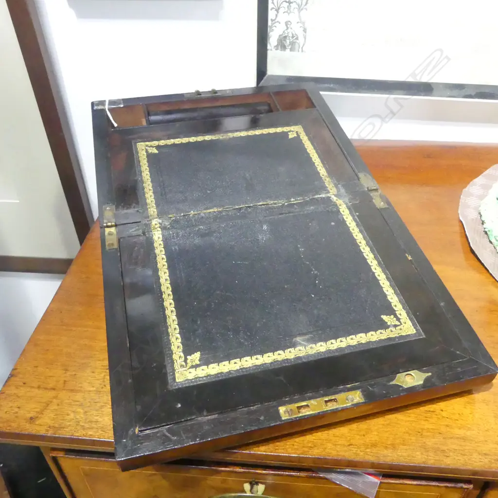 WRITING SLOPE 300x220x150mm Image 1++