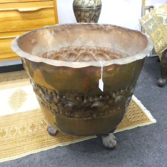 OLD WASH HOUSE COPPER with old bath legs attached Embossed Arts & Crafts band Dia.550mm