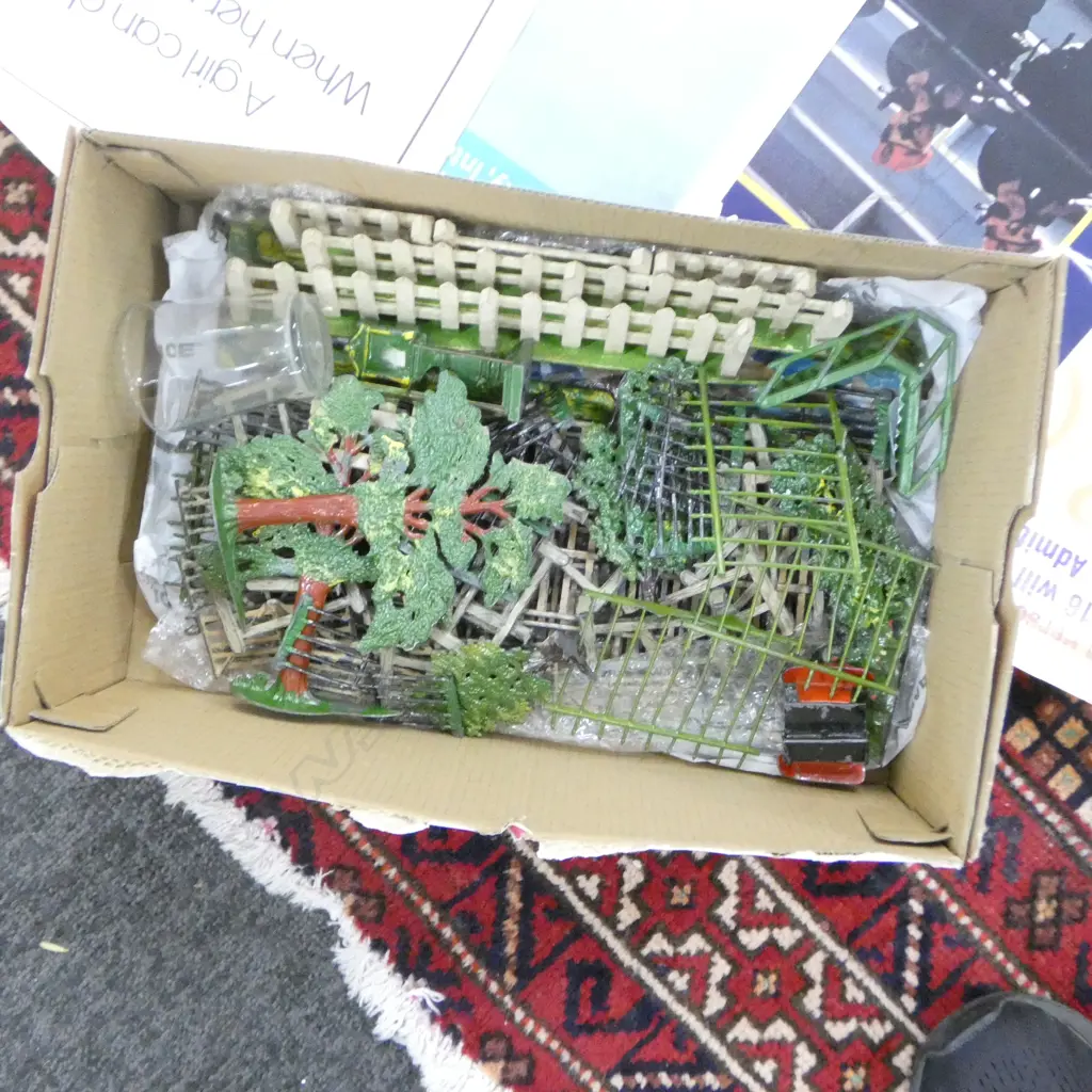 APPROX 70 PCES LEAD TREES, GATES ETC Image 1++