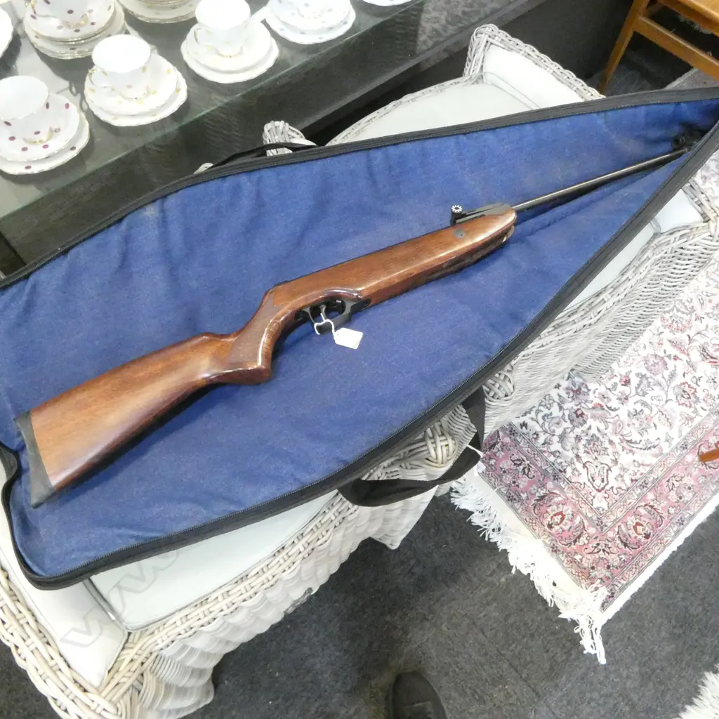 NORICA CAL.4,5 KRONO AIR RIFLE + TRAVEL CASE Image 1++