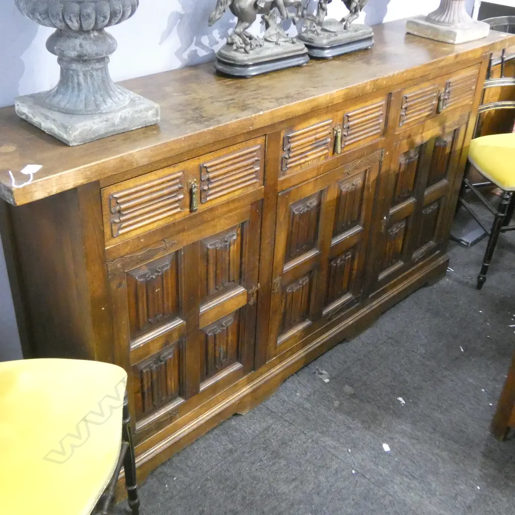 SIDEBOARD w. LINEN FOLD PANELS 1655x345x840mm Image 1++