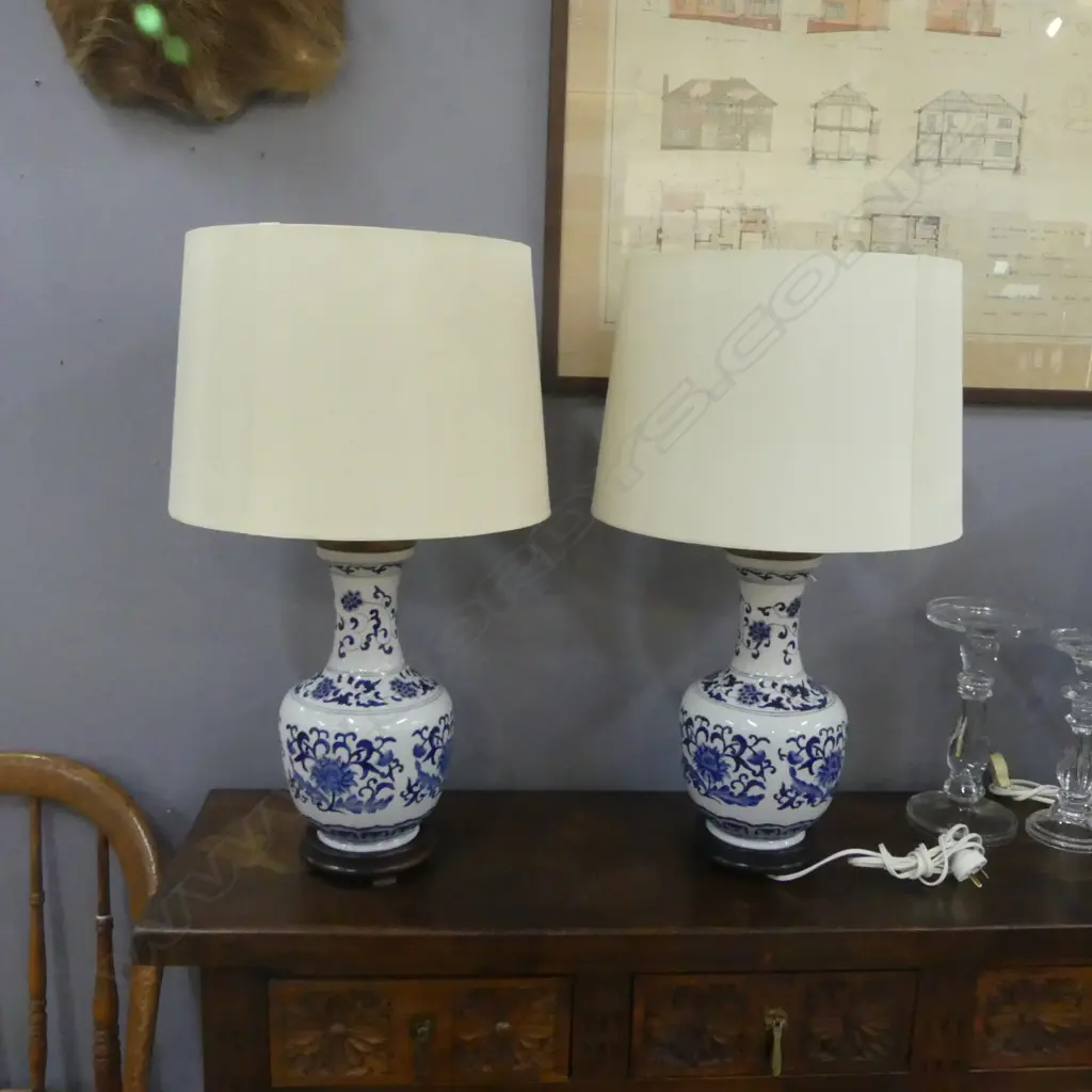 PR B/W ORIENTAL TABLE LAMPS H.660mm Image 1++