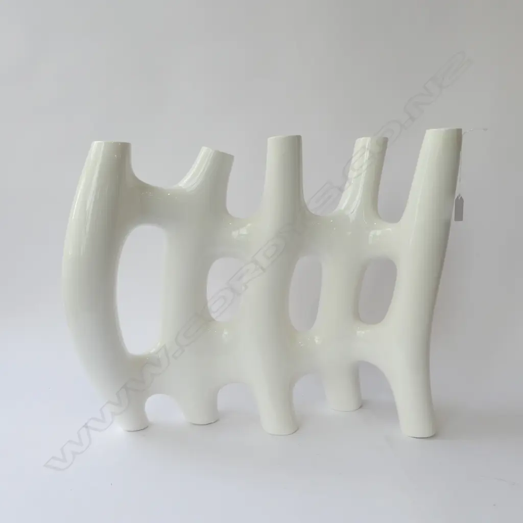 MODERN WHITE VASE H.435mm W.550mm Image 1++