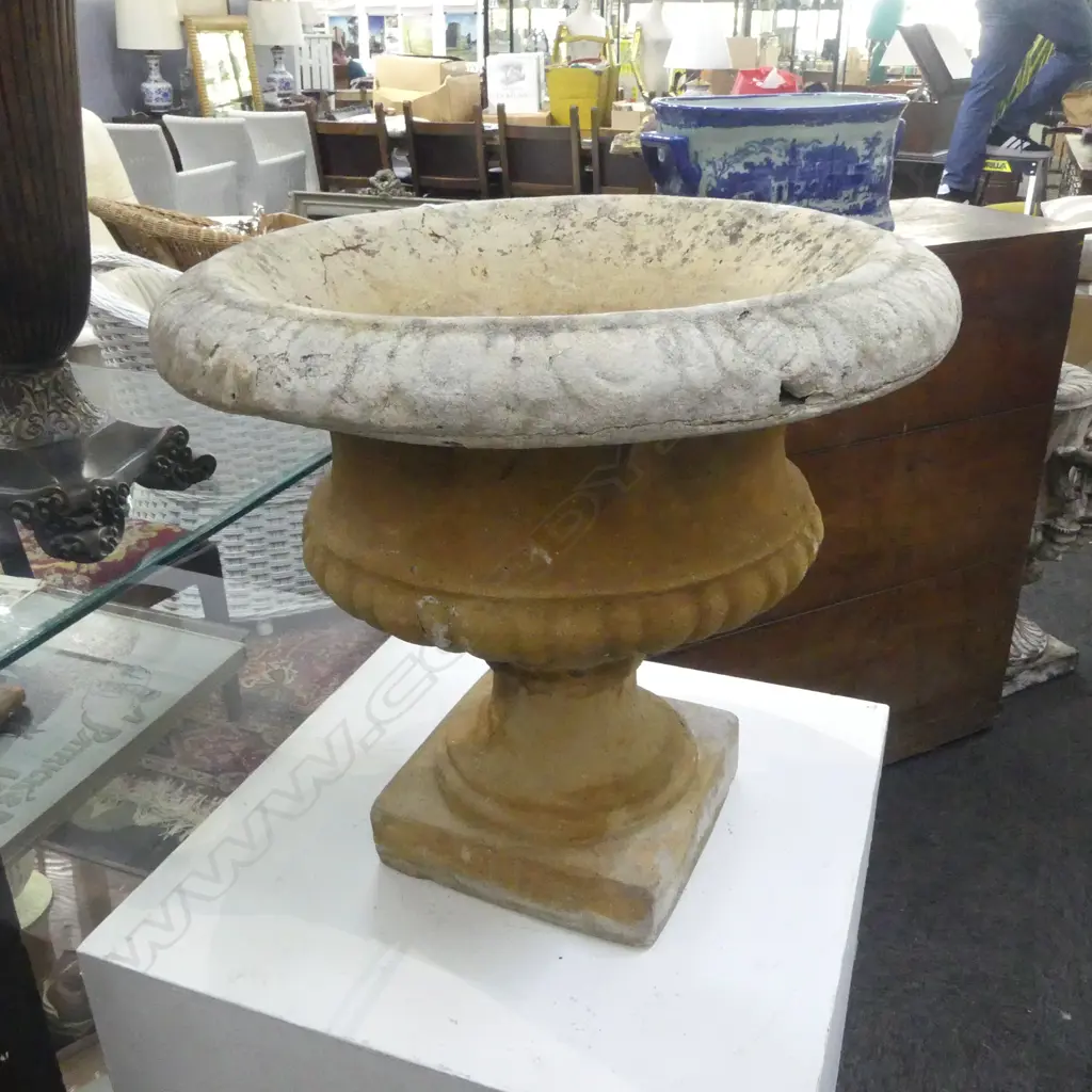 RESIN PLANTER URN H.460mm, 500mm dia Image 1++