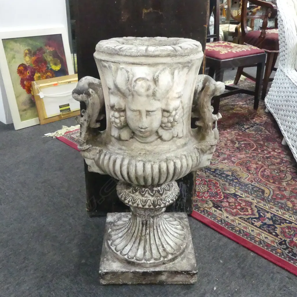 LARGE GARDEN URN H.720mm Image 1++