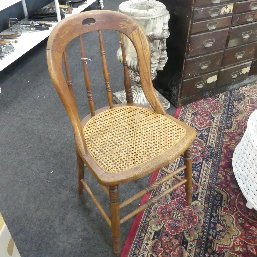 OAK BOW/SPINDLE BACK WICKER CHAIR Image 1++