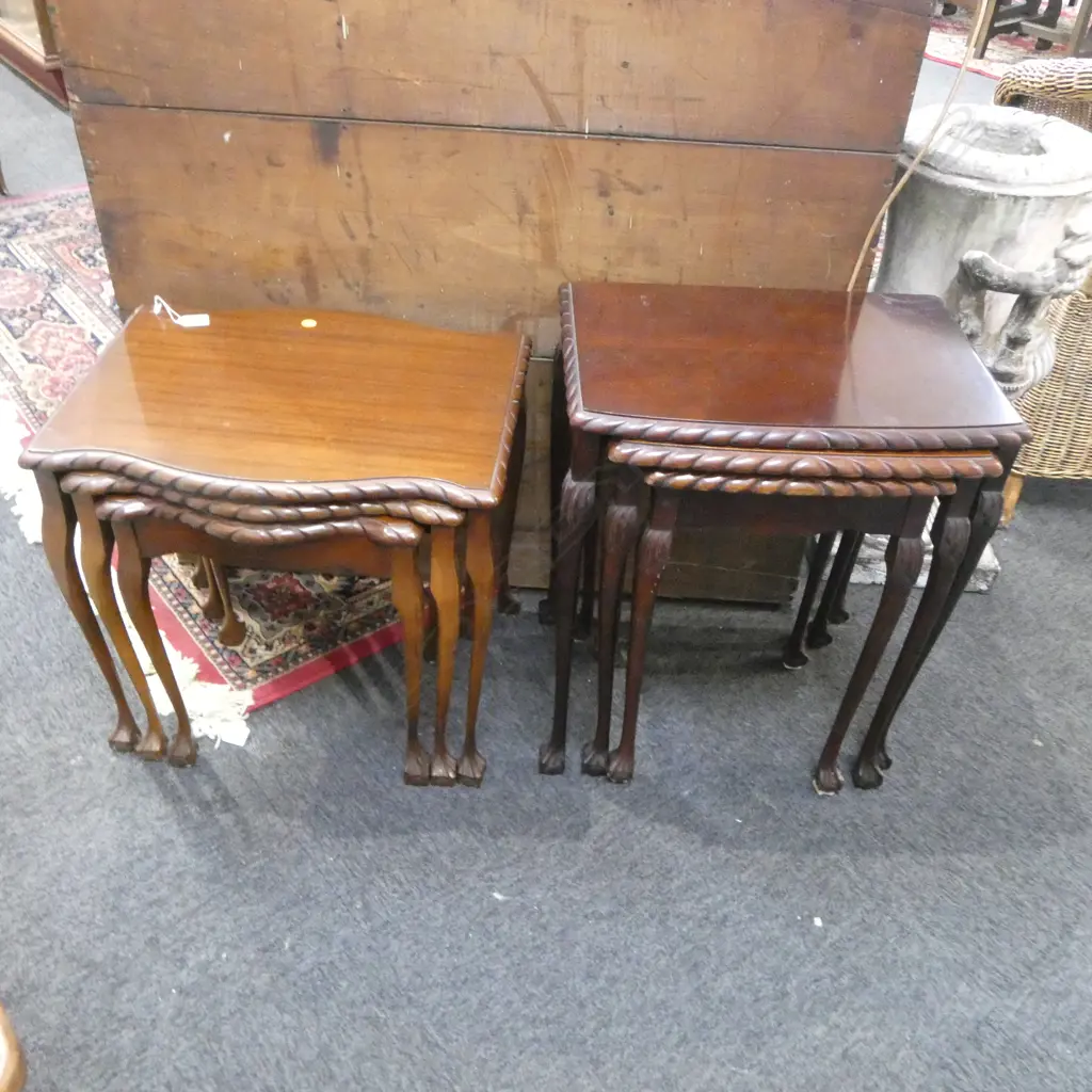 2 SETS OF 3 MAHOGANY NESTING TABLES W.510mm Image 1++