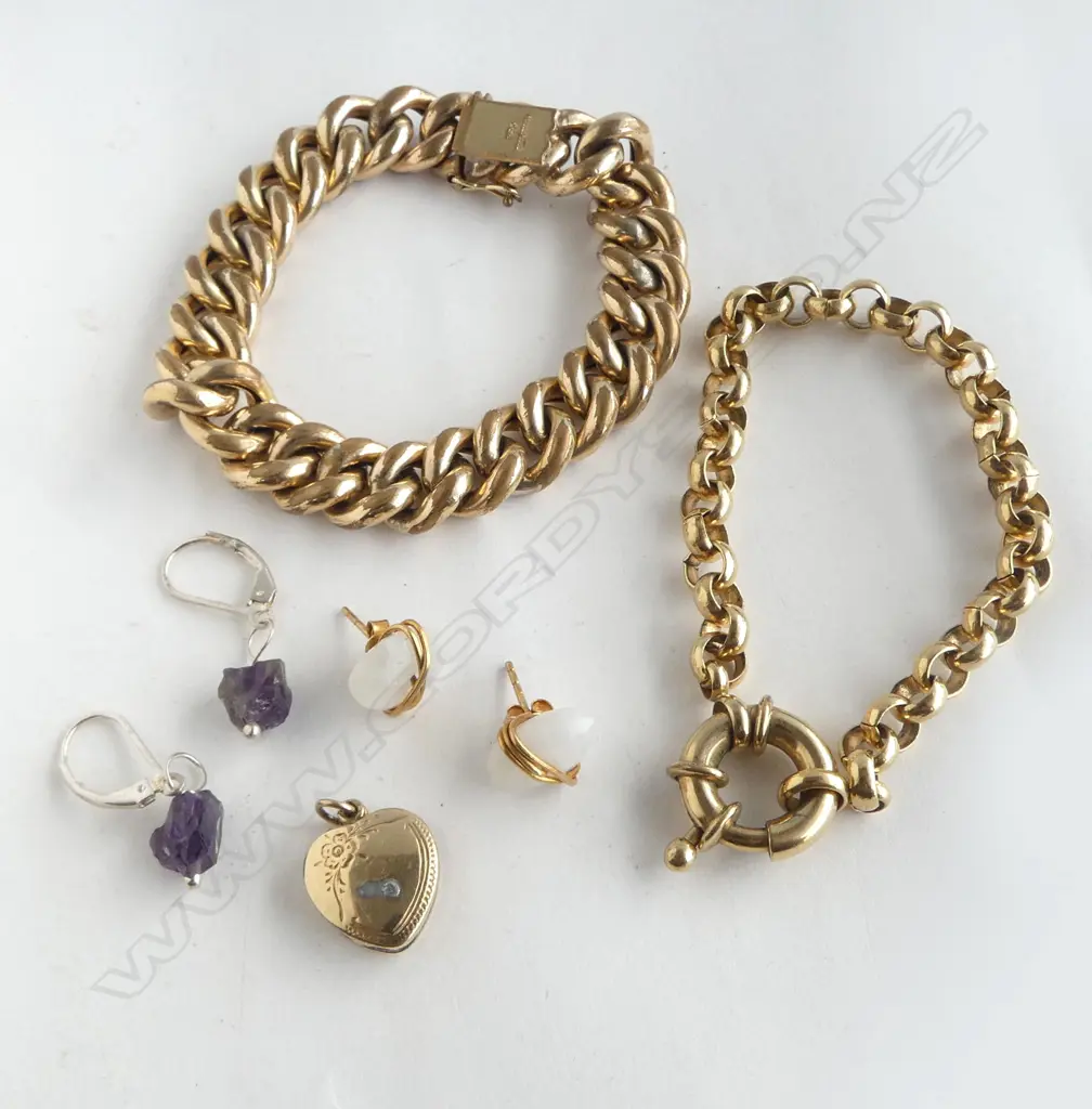 2 RG BRACELETS, 2 PRS EARRINGS, 9CT LINED HEART LOCKET AF Image 1++