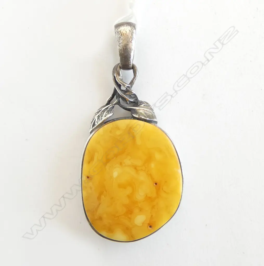 SILVER FRAMED LGE AMBER SLICE PENDANT twisted leaf suspension mount  Image 1++