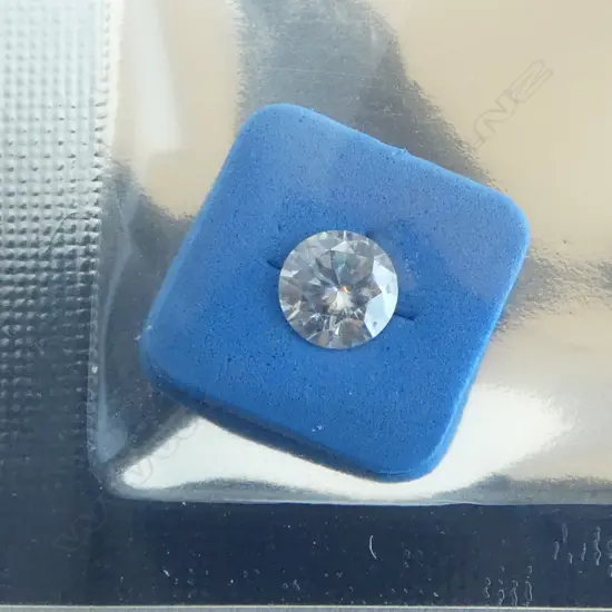 LOOSE ROUND CUT MOISSANITE, .5ct (GRA cert.)