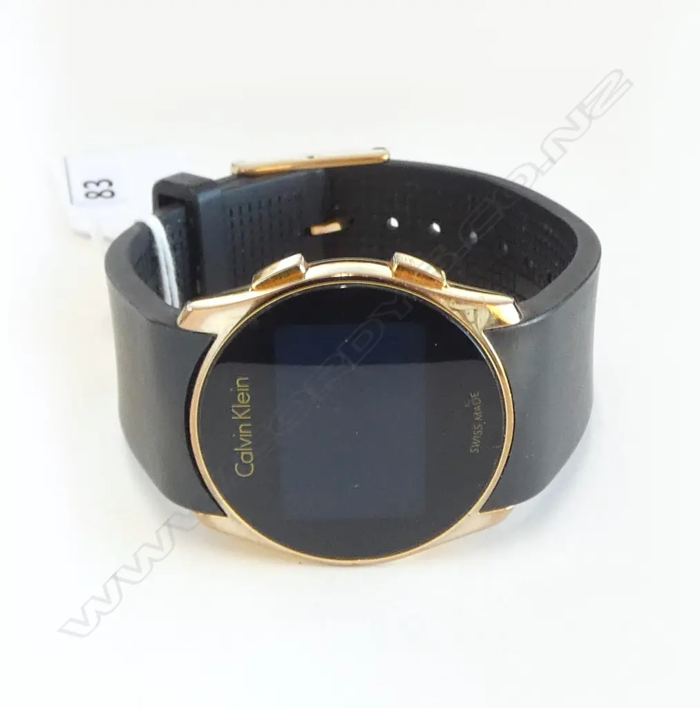 CALVIN KLEIN GENT'S 'FUTURE' WRISTWATCH not running Image 1++