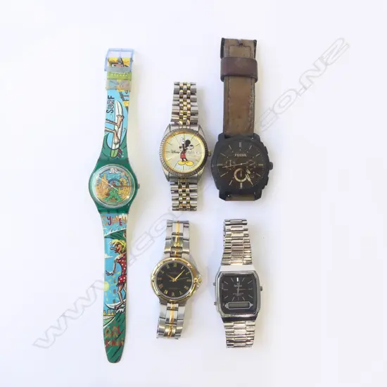 5 MENS WATCHES; FOSSIL, SWATCH, PEUGEOT, MICKEY MOUSE, ARMITRON