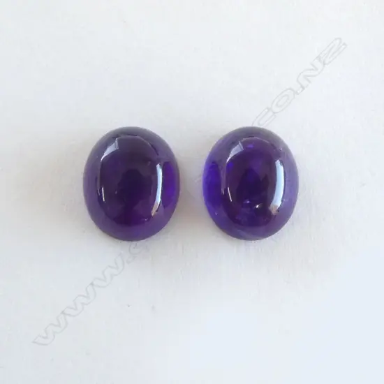 PR AMETHYST CABOCHONS, 9ct