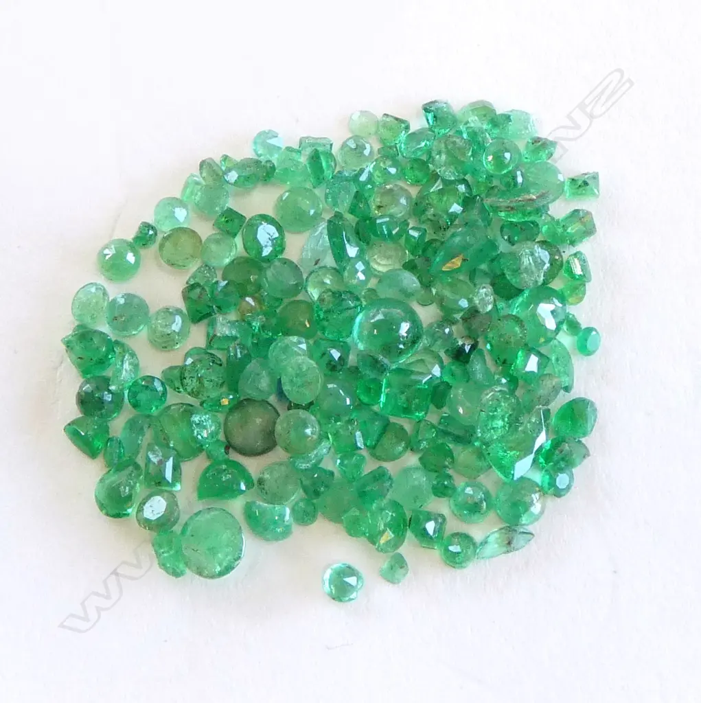 MIXED CUT EMERALDS, NOT NEW, 11ct Image 1++